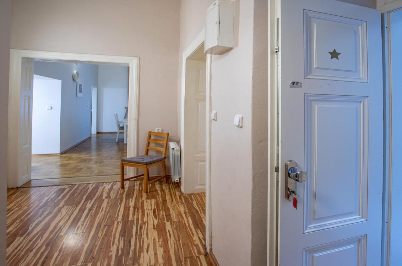 Michalska Apartment Прага Экстерьер фото